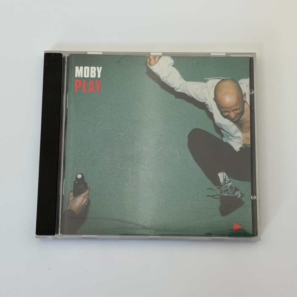 Moby Play CD 1999 V2 Records Electronic Downtempo Album Excellent